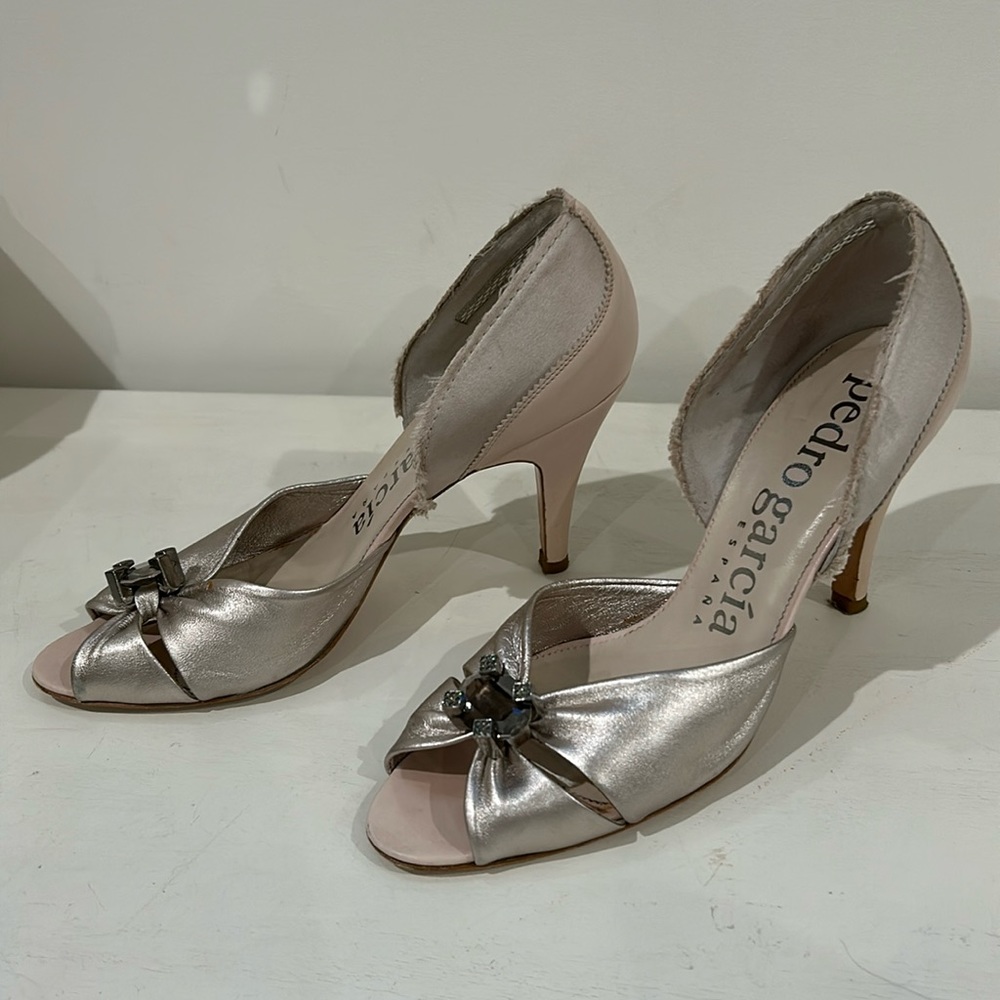 Pedro Garcia Kitten Heels